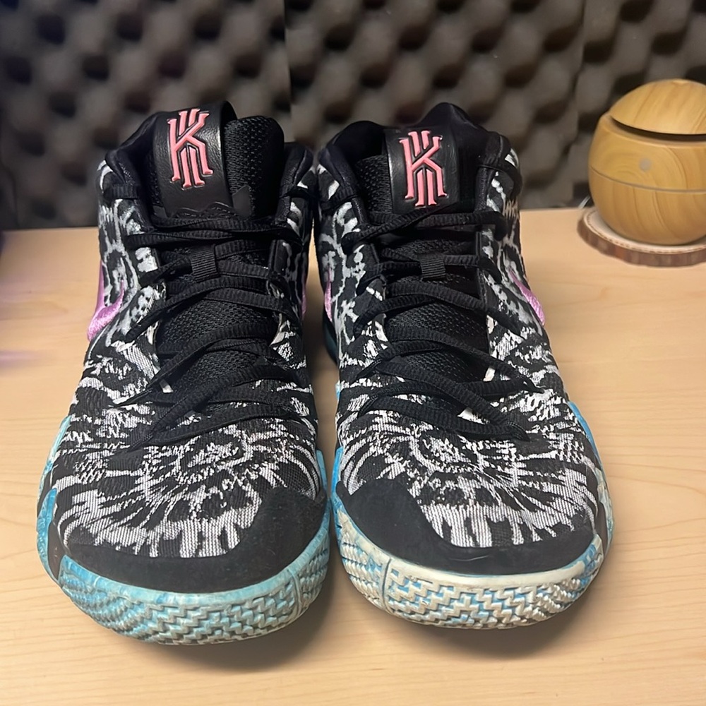 Nike Kyrie (All Star)